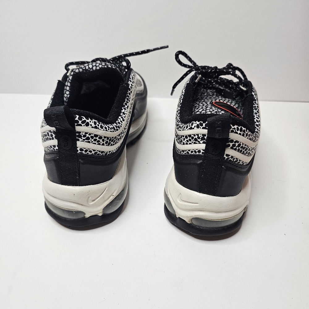 Nike Air Max 97 SE Phantom/Blk Chile Red Women Size 9 Mens 7.5 Made In Vietnam - Picture 5 of 16